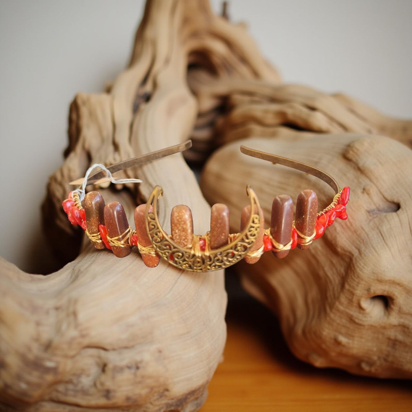 CROWNS & TIARAS